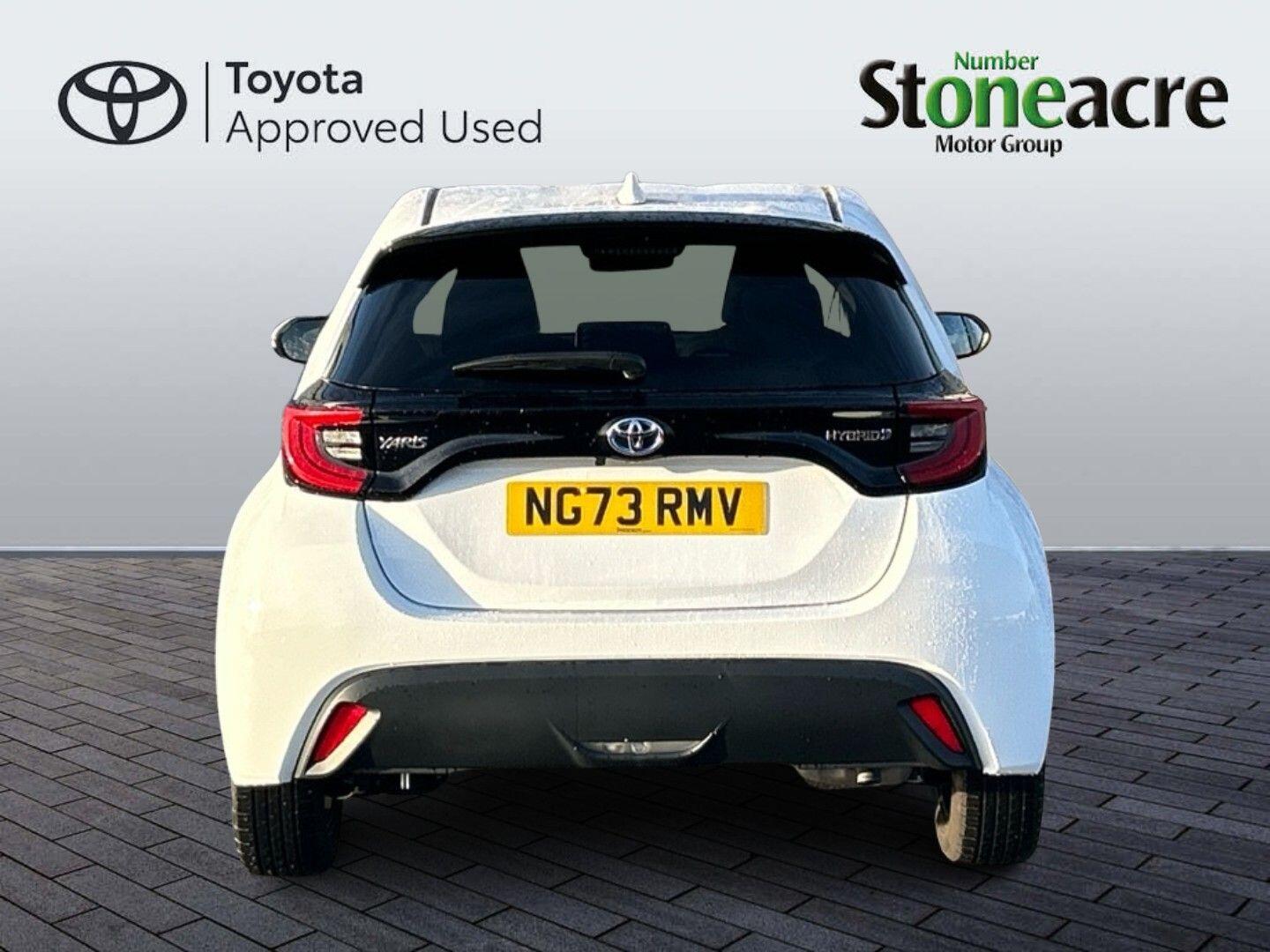 Used Toyota Yaris 2024 for sale - 77238103: Photo 4