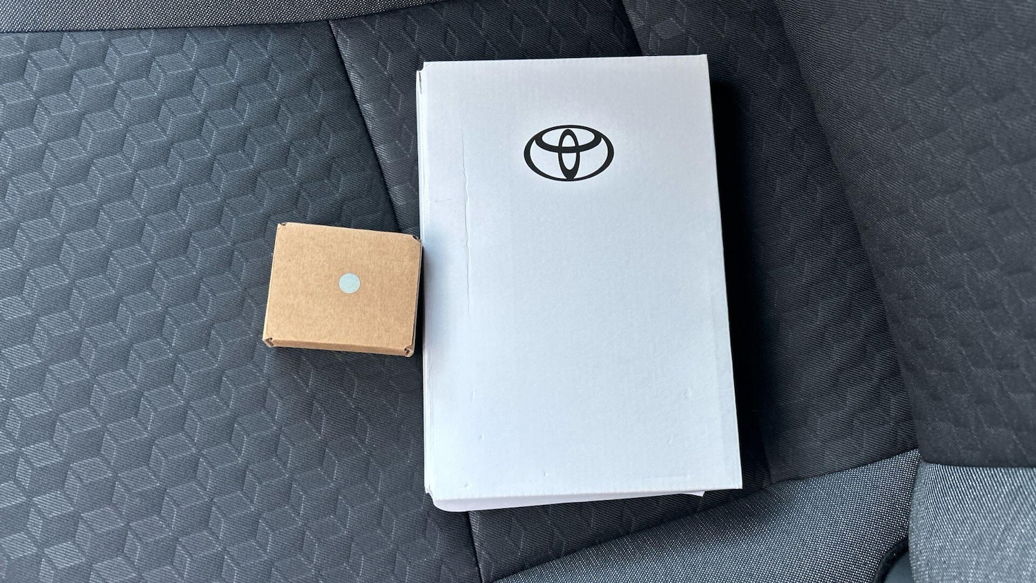 Used Toyota Yaris 2024 for sale - 77238103: Photo 41