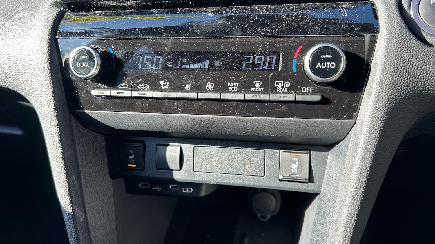 Used Toyota Yaris Cross 2025 for sale - 76152737: Photo 31
