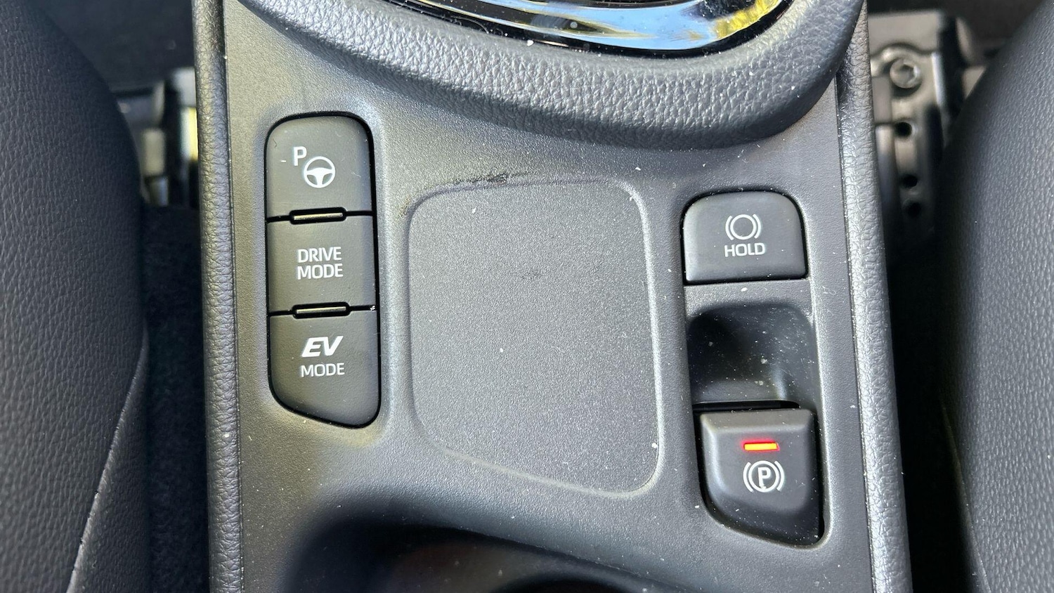 Used Toyota Yaris Cross 2025 for sale - 76152737: Photo 34