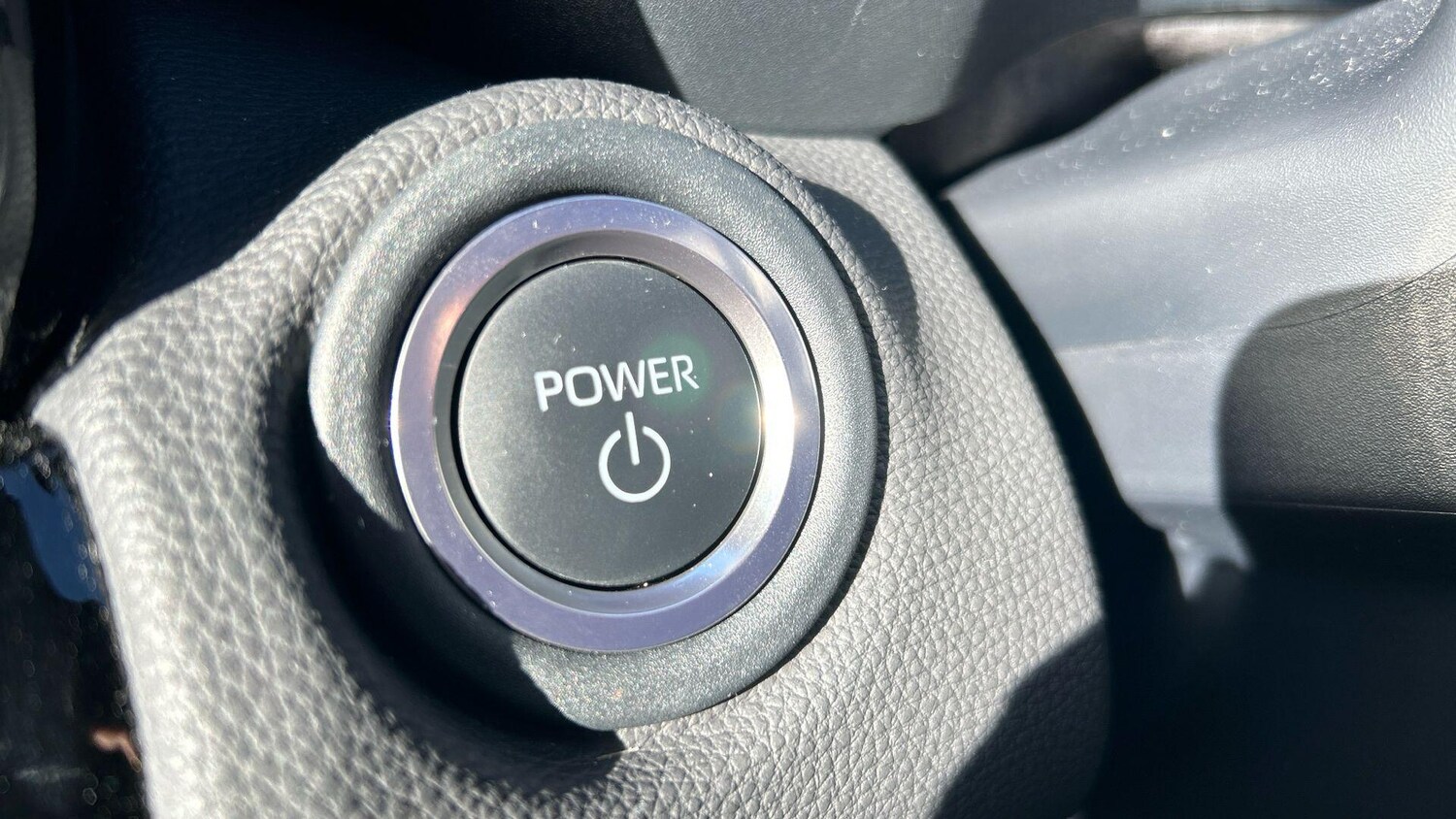 Used Toyota Yaris Cross 2025 for sale - 76152737: Photo 38