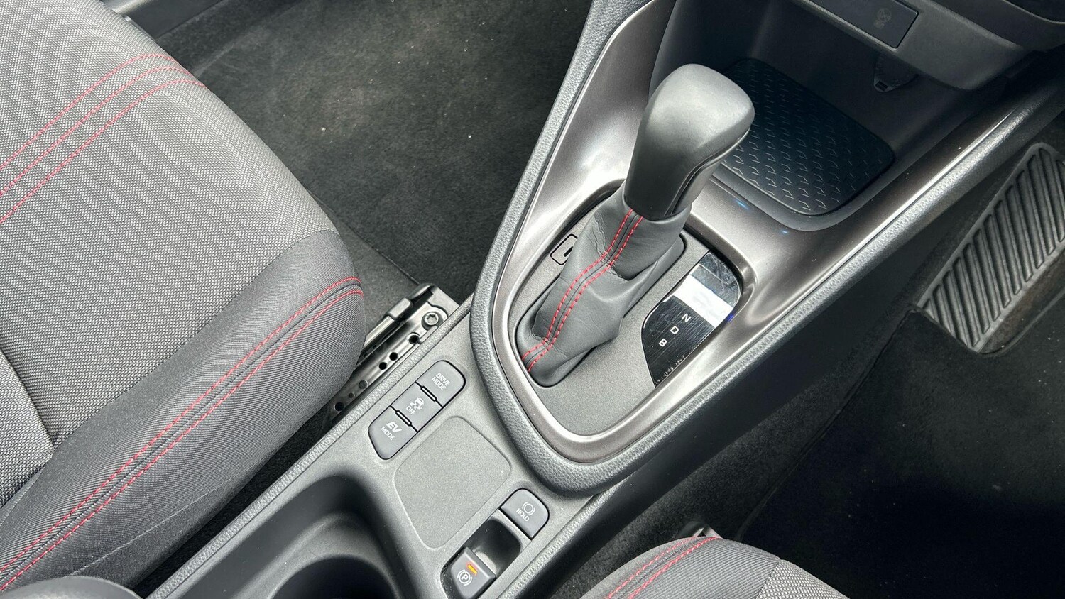 Used Toyota Yaris for sale - 77956999: Photo 32