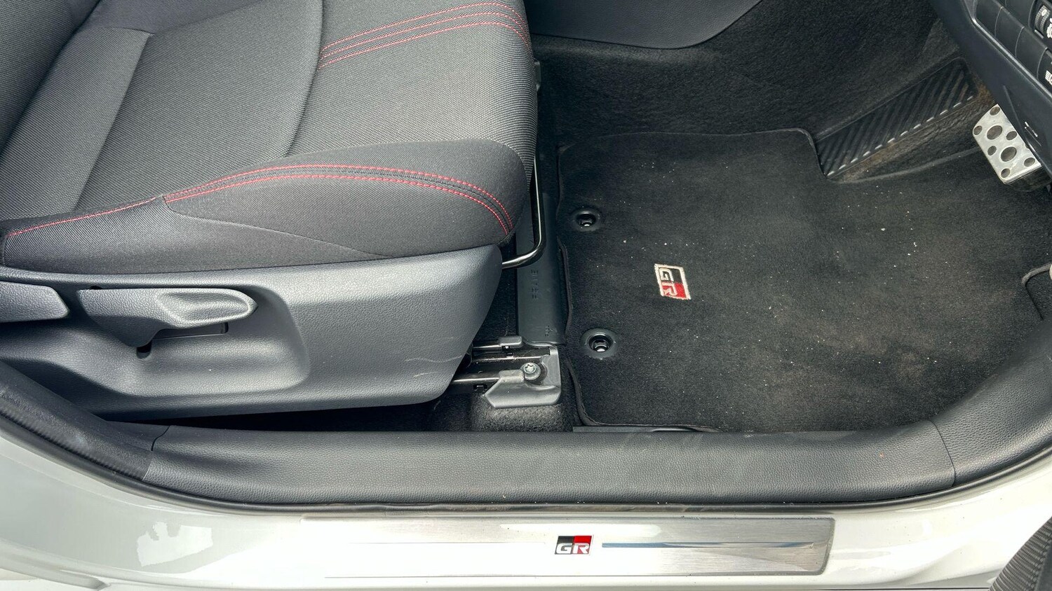 Used Toyota Yaris for sale - 77956999: Photo 41