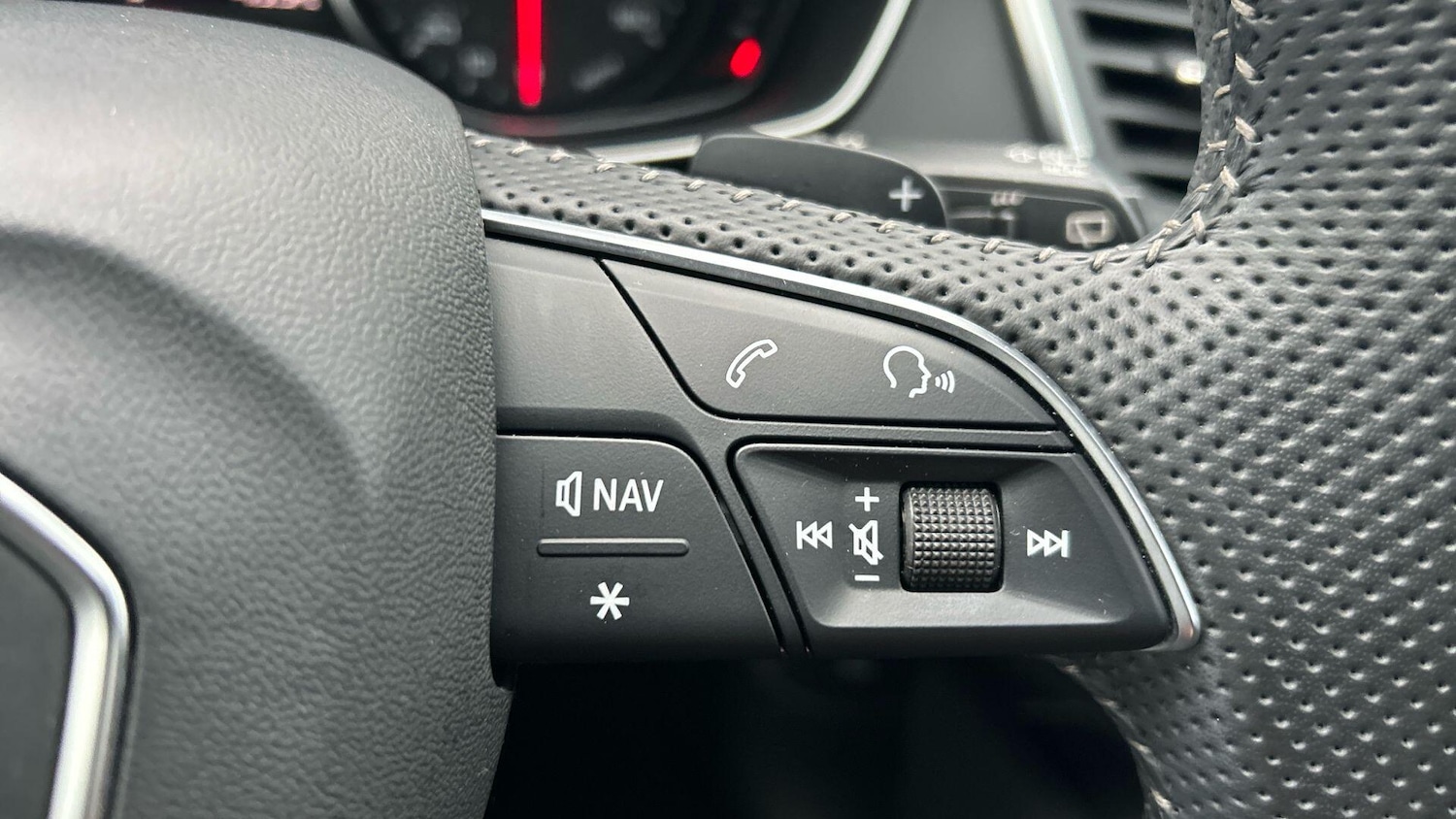 Used Audi Q5 2019 for sale - 76659197: Photo 34