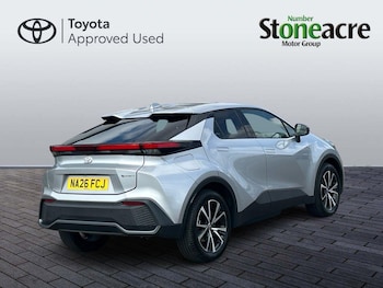 Used Toyota C-HR 2026 for sale - 79613010: Photo
