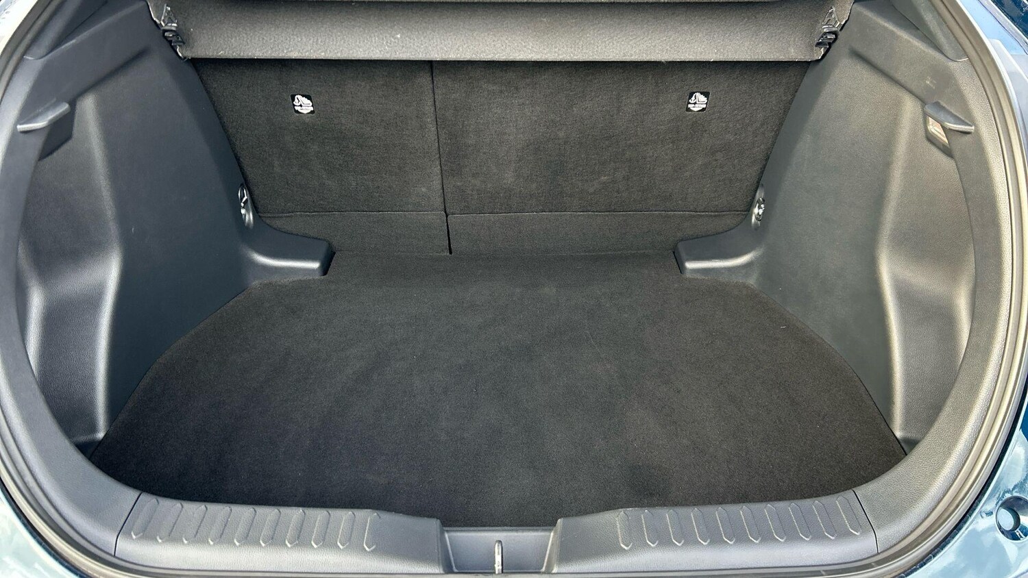 Used Toyota C-HR 2025 for sale - 77709451: Photo 18