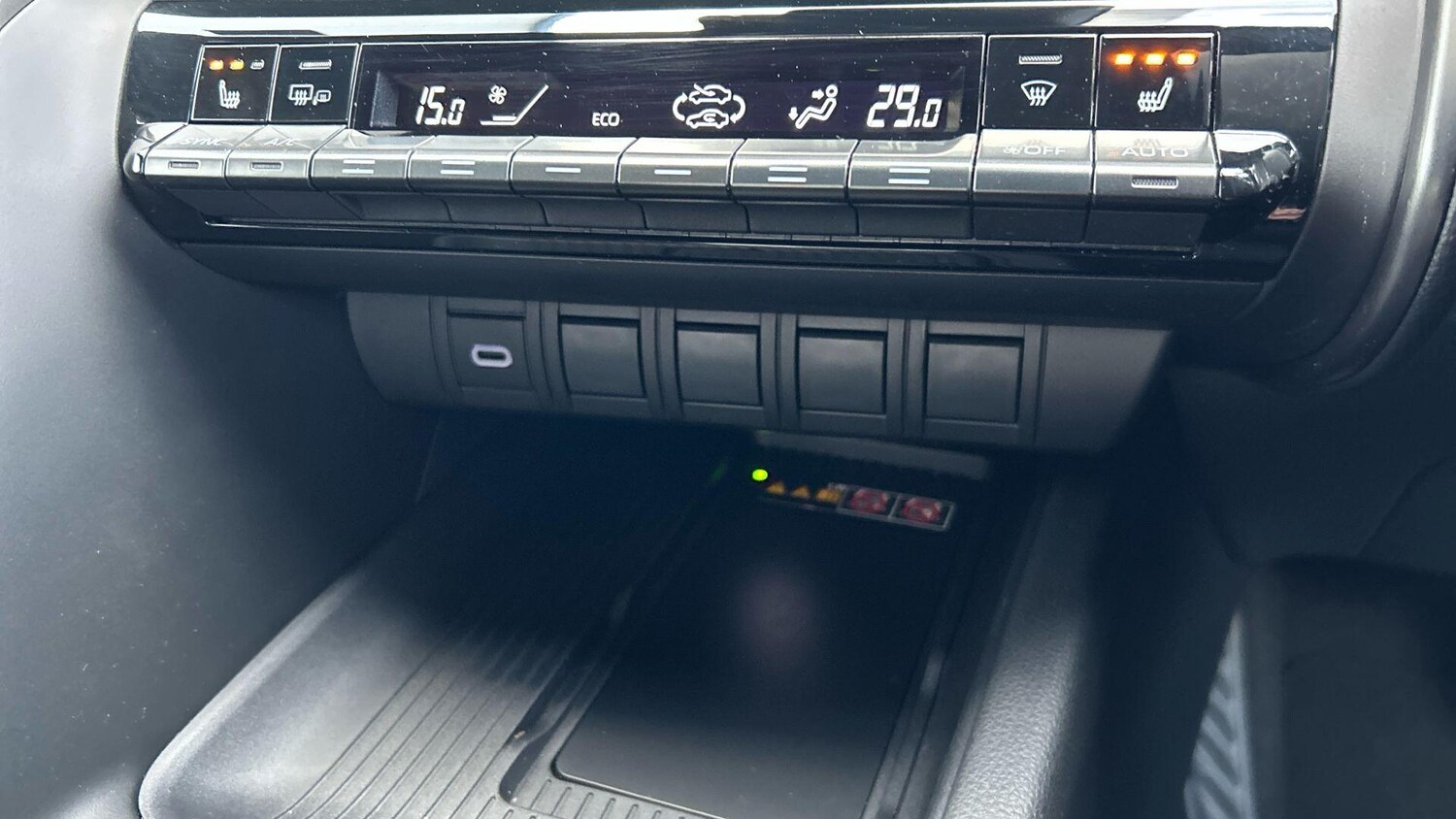 Used Toyota C-HR 2025 for sale - 77709451: Photo 29