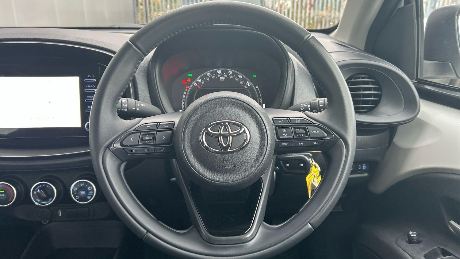Used Toyota Aygo X 2023 for sale - 77074376: Photo 12