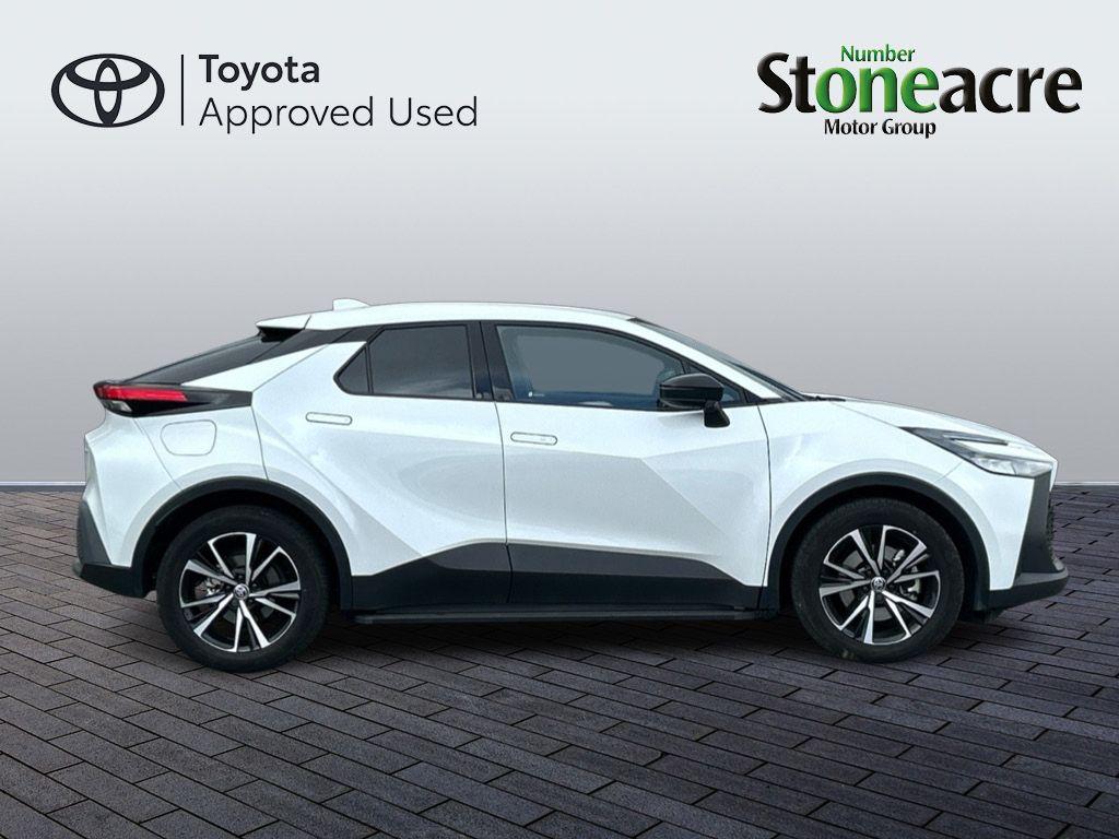 Used Toyota C-HR 2024 for sale - 77202427: Photo 2