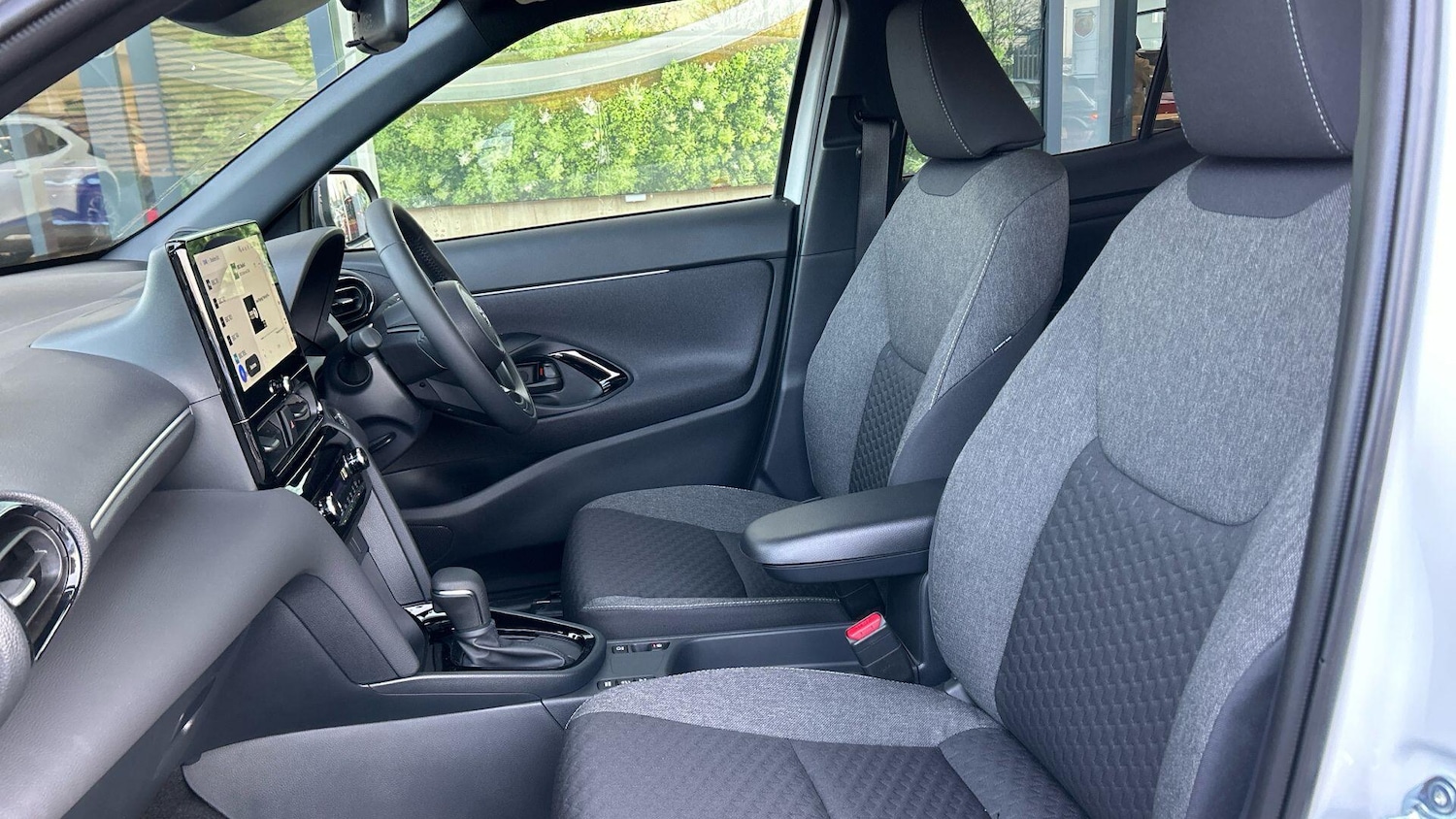 Used Toyota Yaris Cross 2025 for sale - 77155970: Photo 14