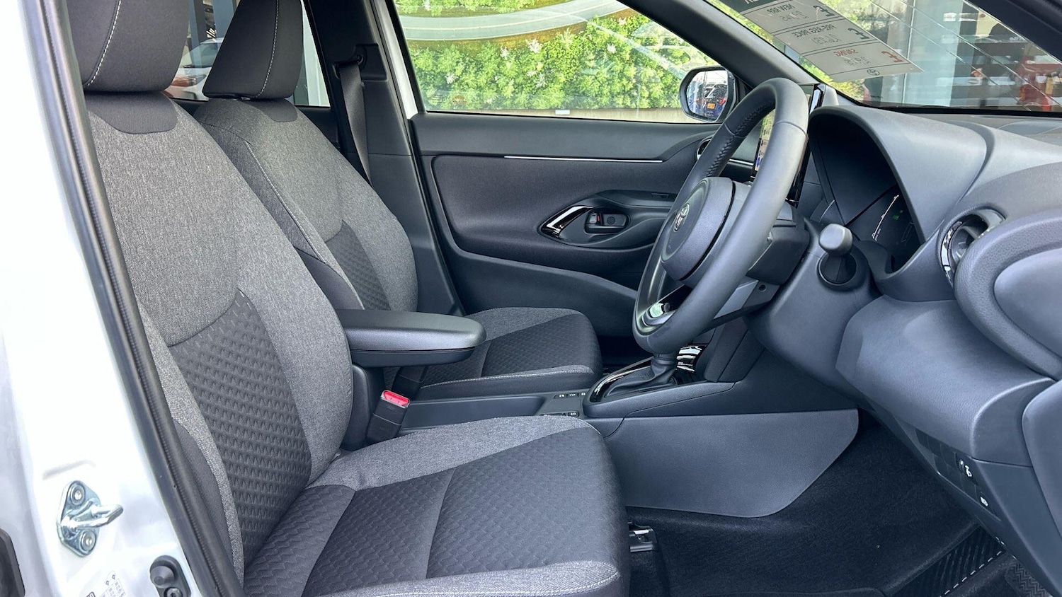 Used Toyota Yaris Cross 2025 for sale - 77155970: Photo 15