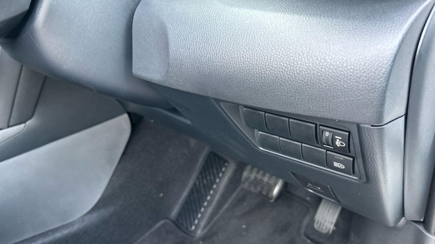 Used Toyota Yaris Cross 2025 for sale - 77155970: Photo 37