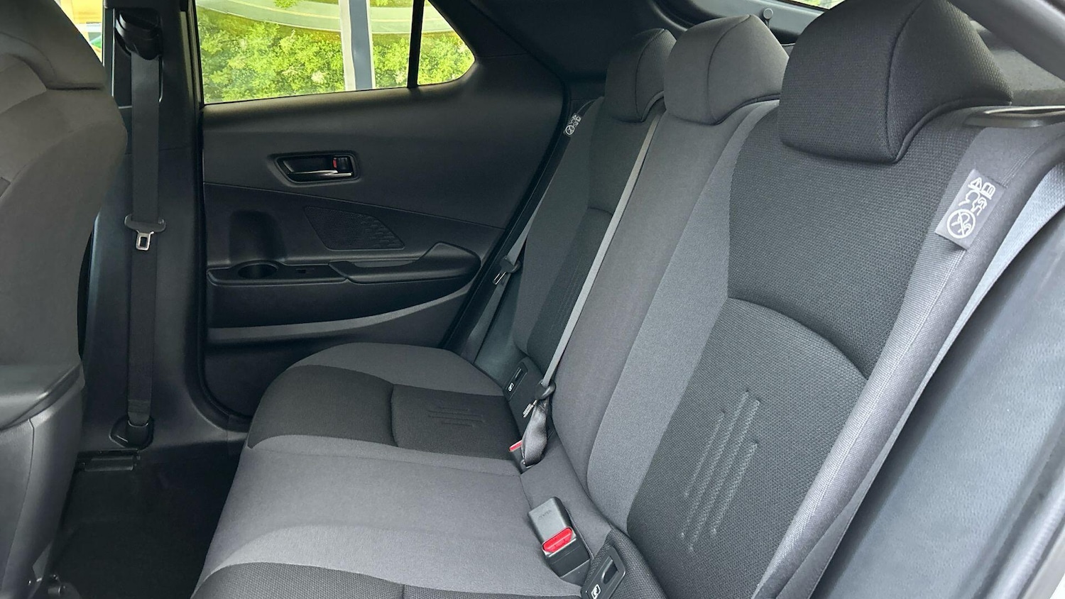 Used Toyota C-HR 2024 for sale - 76825151: Photo 17