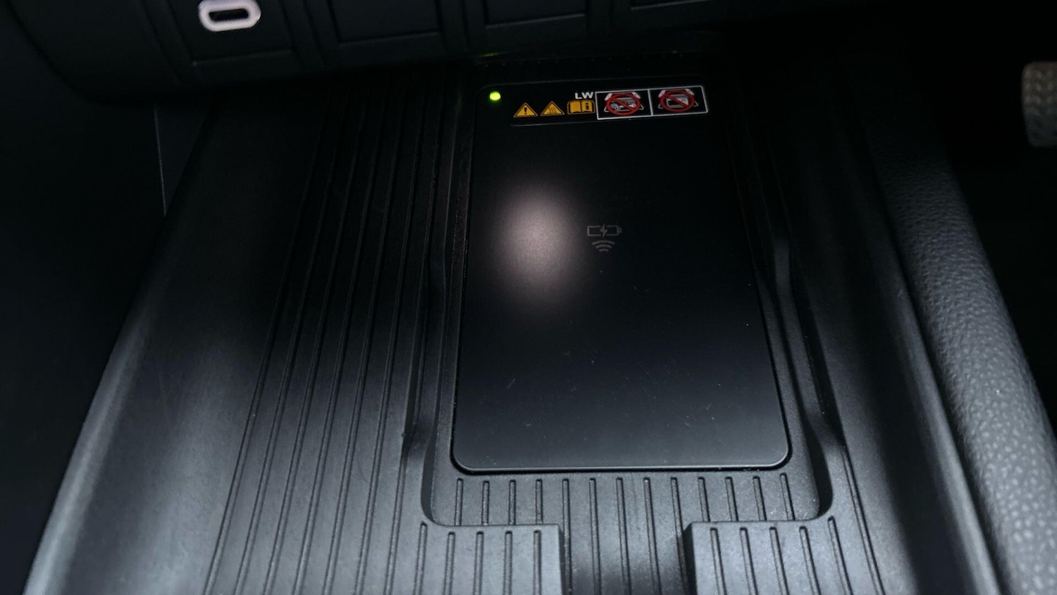 Used Toyota C-HR 2024 for sale - 76825151: Photo 30