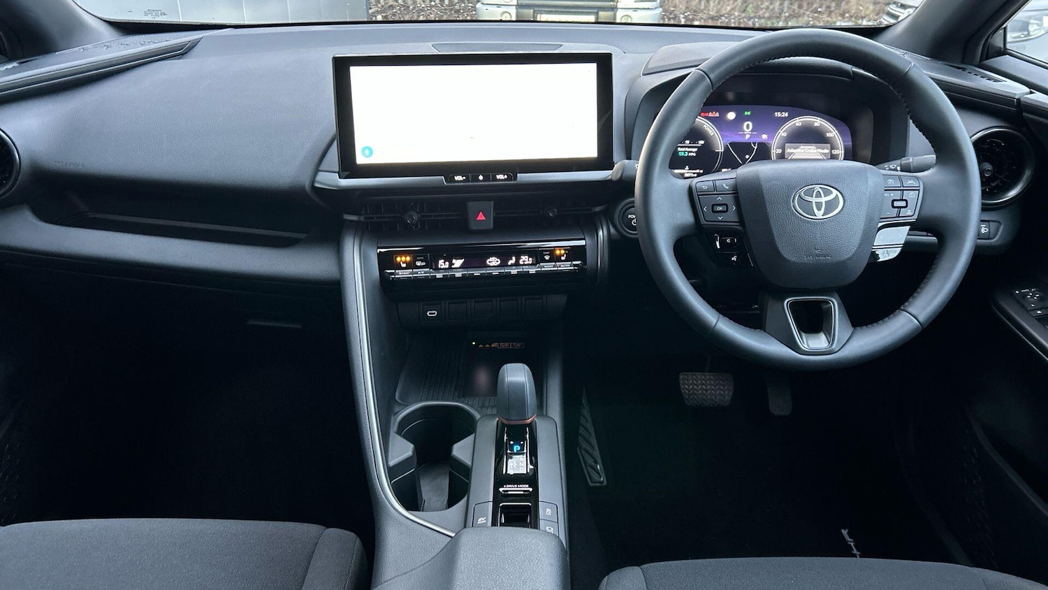 Used Toyota C-HR 2024 for sale - 76825151: Photo 9