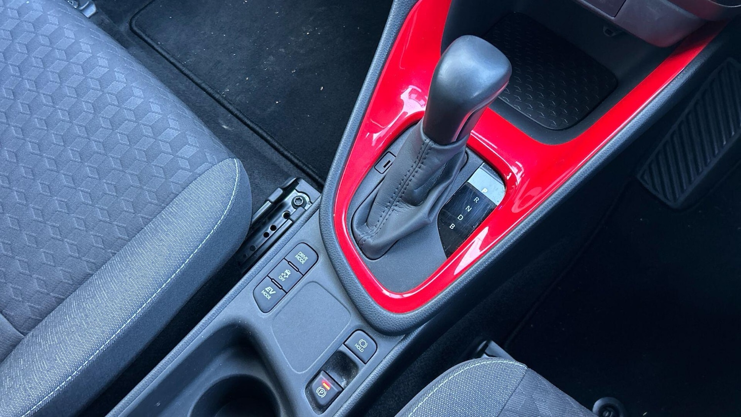 Used Toyota Yaris for sale - 78086166: Photo 30