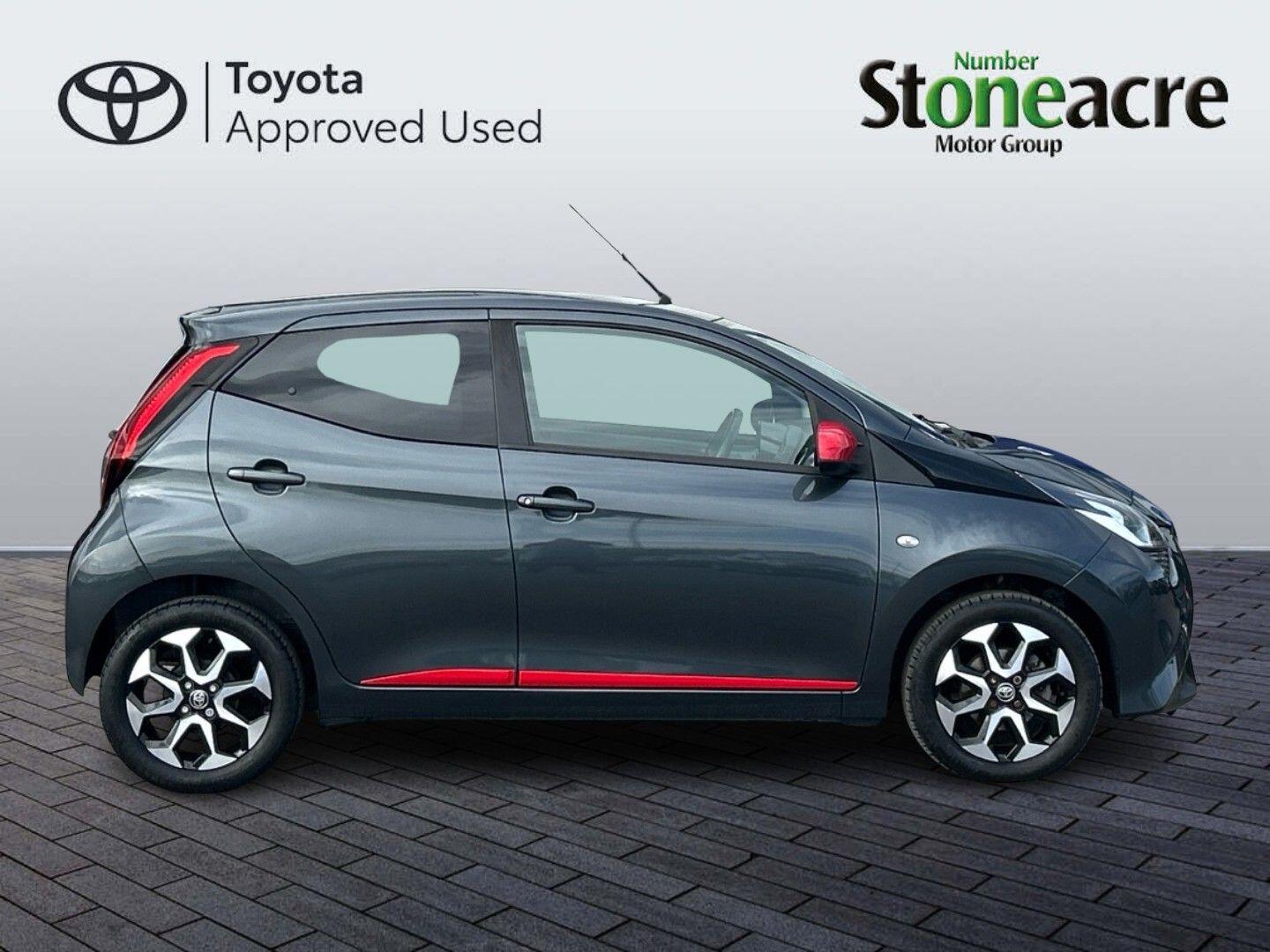 Used Toyota AYGO 2019 for sale - 78048261: Photo 2