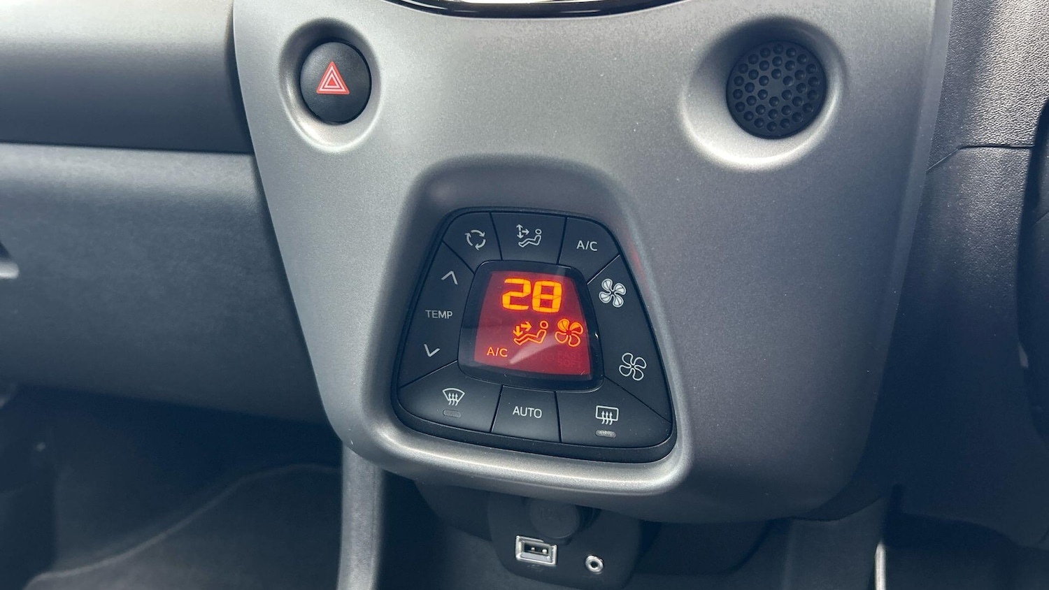 Used Toyota AYGO 2019 for sale - 78048261: Photo 31