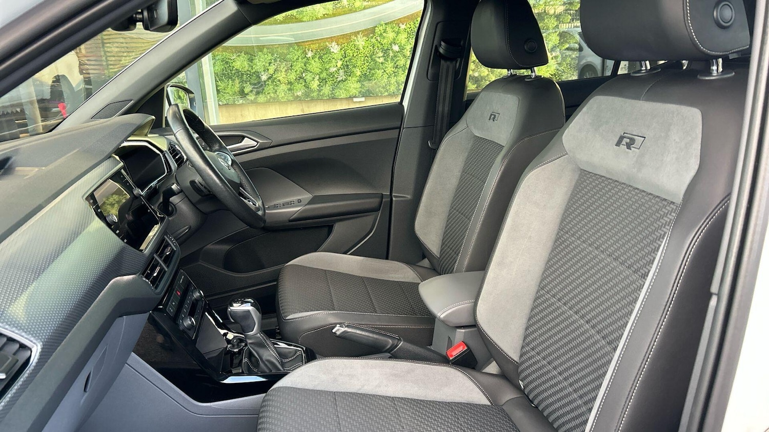 Used Volkswagen T-Cross 2020 for sale - 77657957: Photo 14