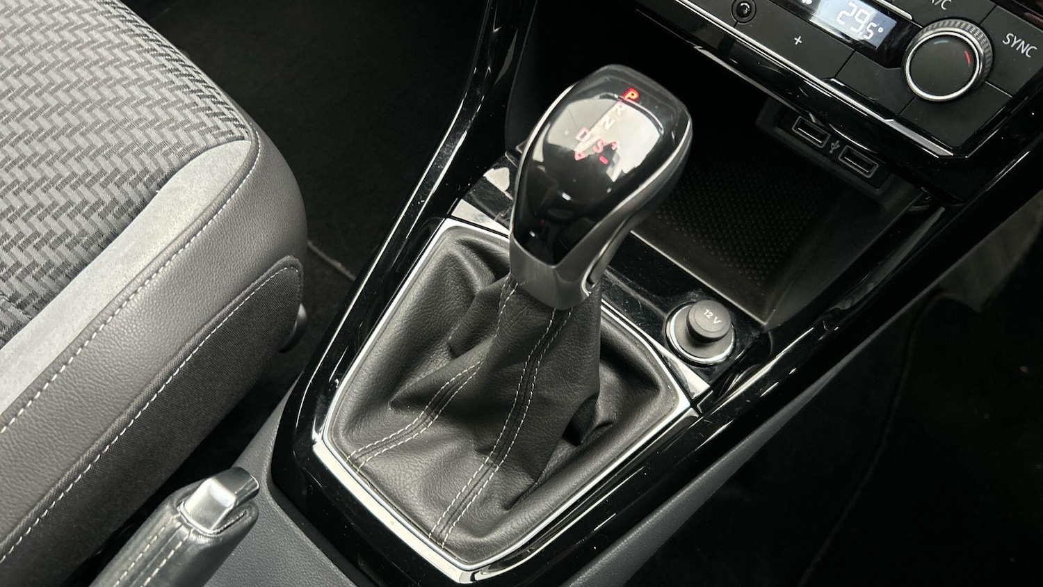 Used Volkswagen T-Cross 2020 for sale - 77657957: Photo 31