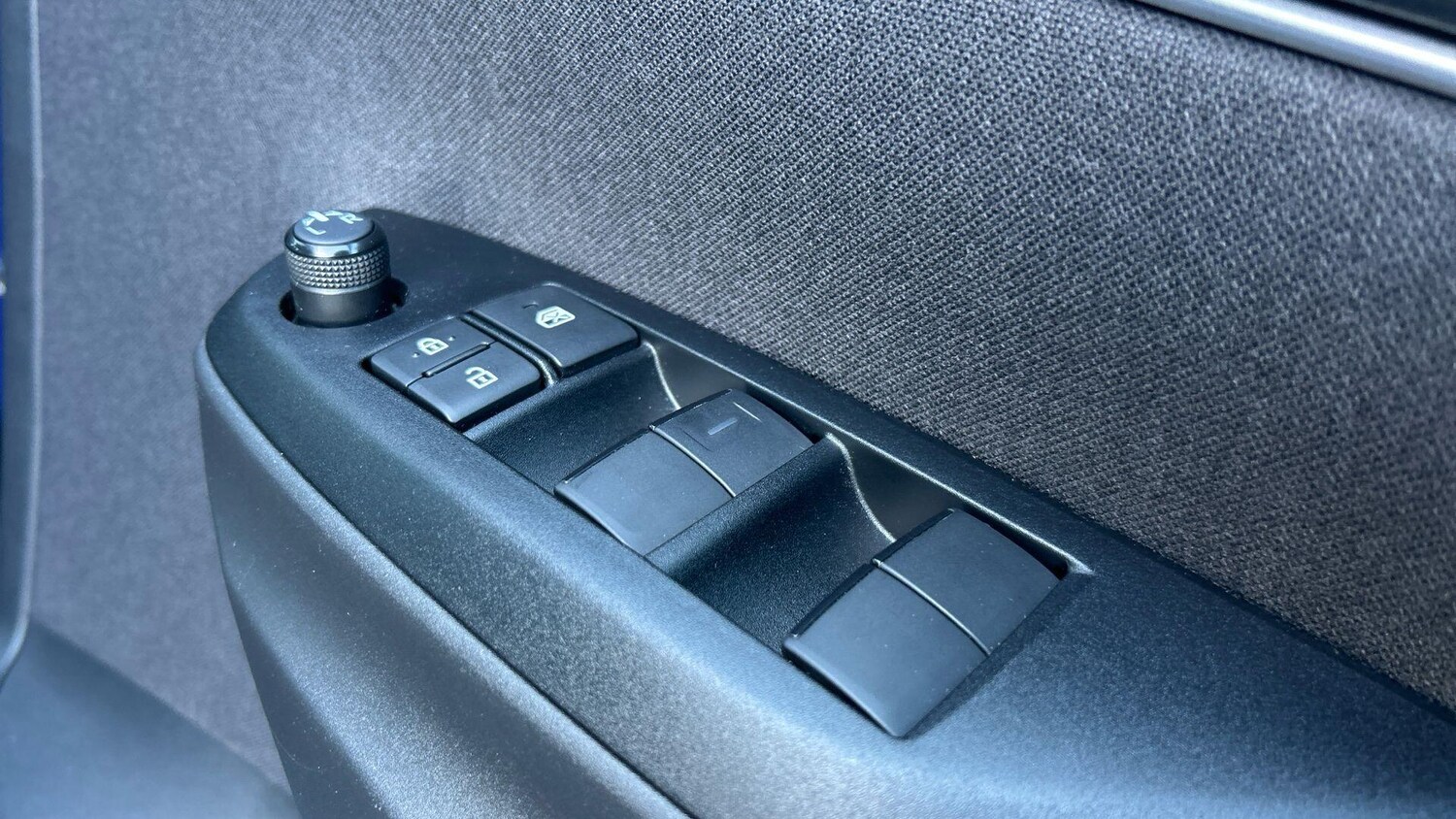 Used Toyota Yaris for sale - 77970692: Photo 36