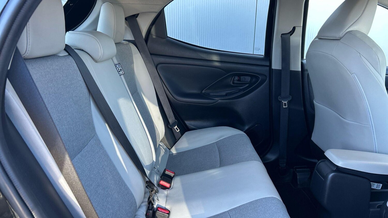 Used Toyota Yaris 2022 for sale - 78171040: Photo 18