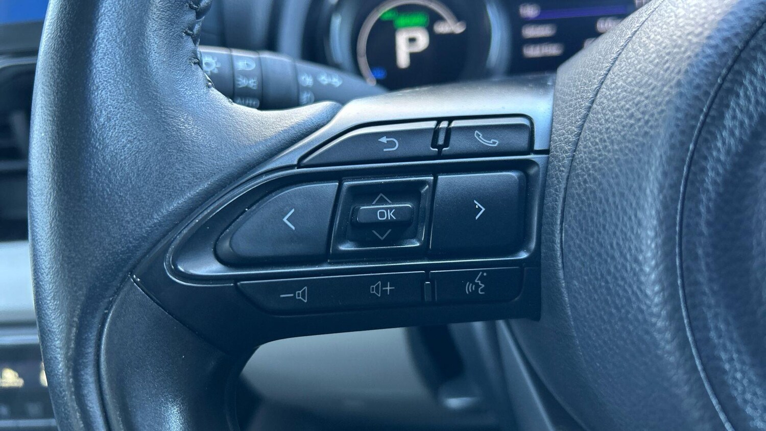 Used Toyota Yaris 2022 for sale - 78171040: Photo 42