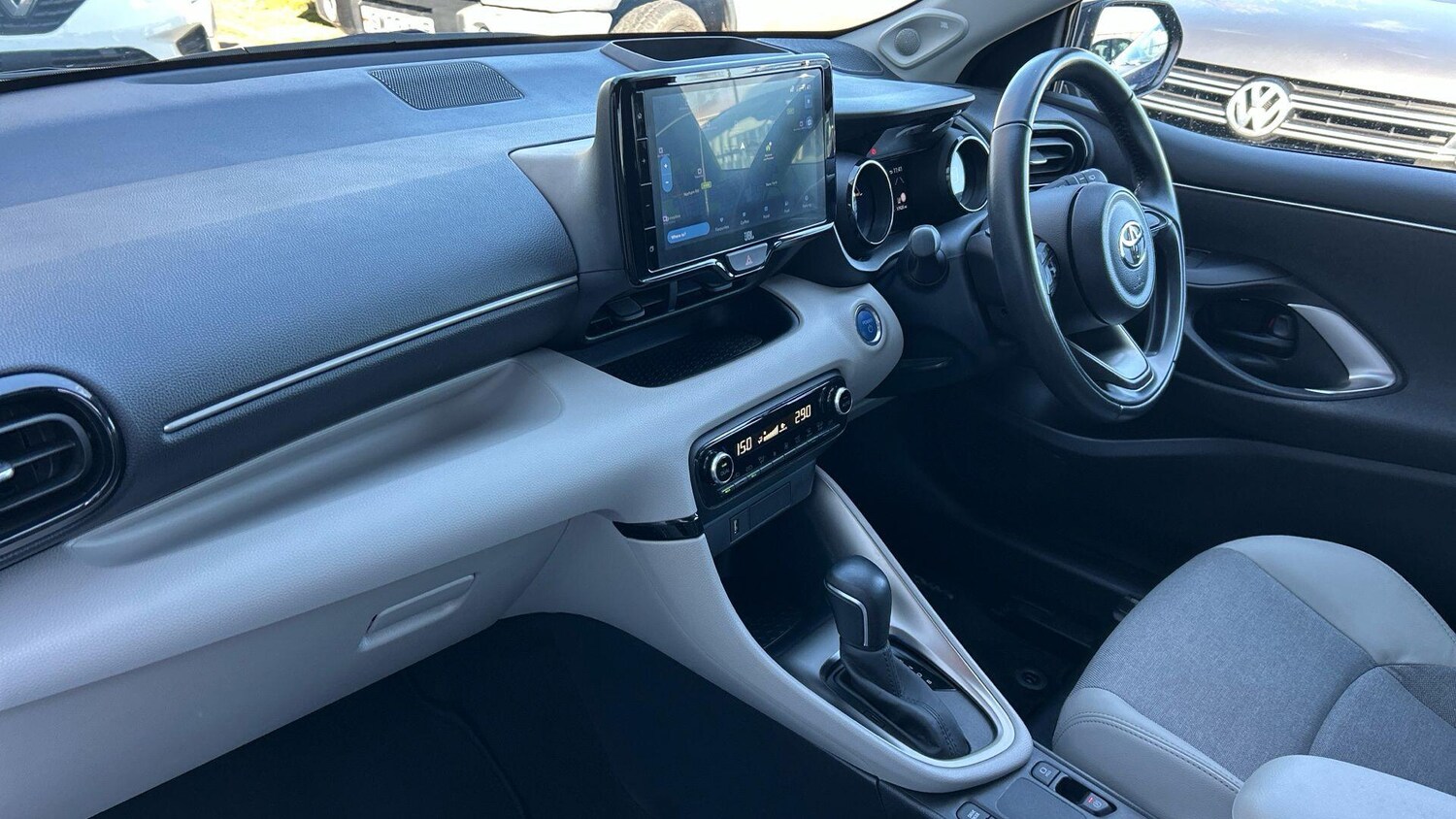 Used Toyota Yaris 2022 for sale - 78171040: Photo 48