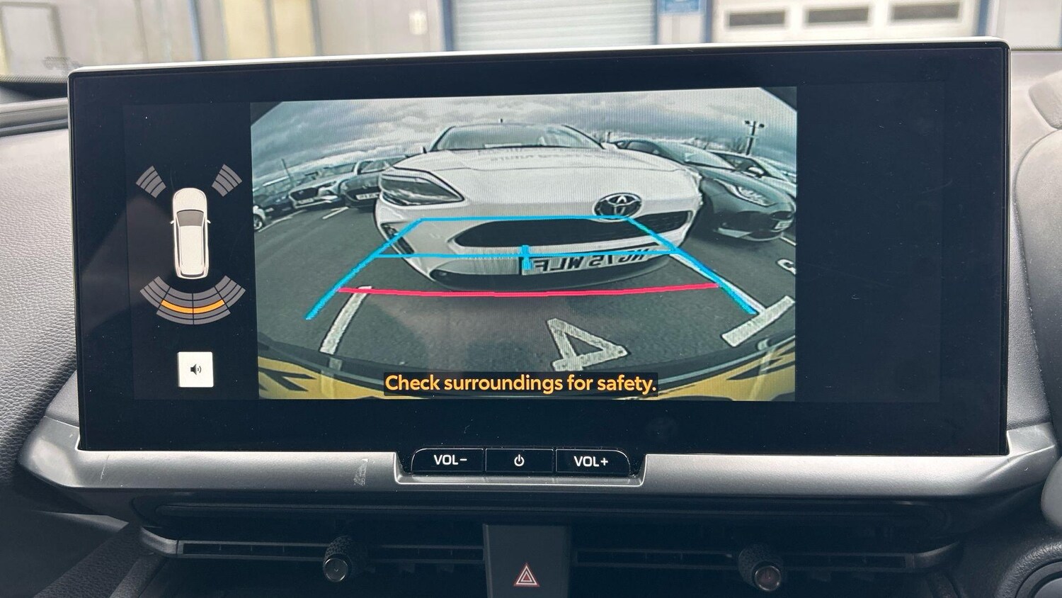 Used Toyota C-HR 2025 for sale - 77683861: Photo 24