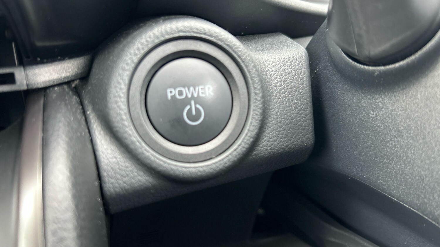 Used Toyota C-HR 2025 for sale - 77683861: Photo 37