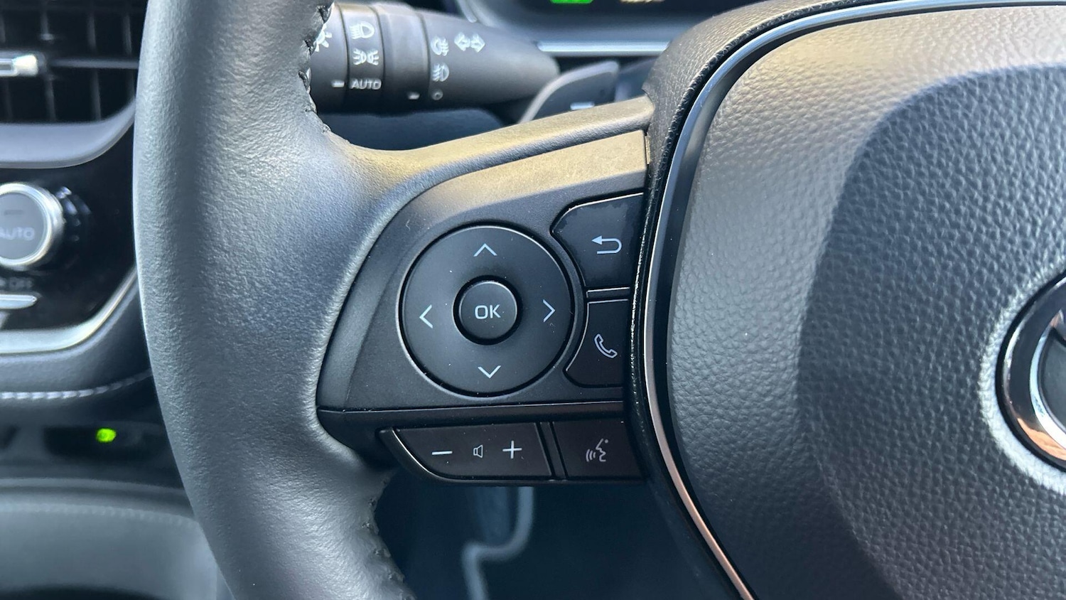 Used Toyota Corolla 2023 for sale - 76425577: Photo 39