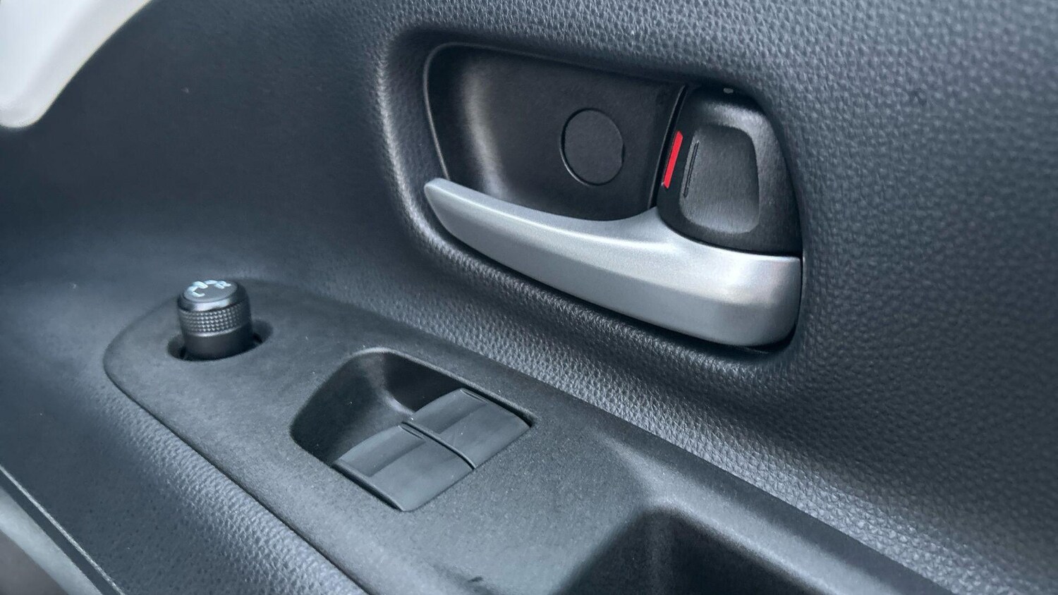 Used Toyota Aygo X for sale - 76996946: Photo 31