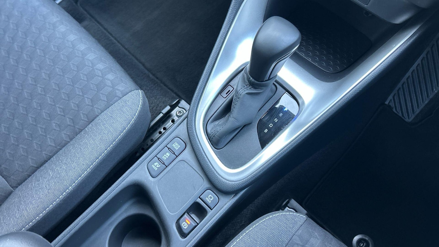 Used Toyota Yaris 2023 for sale - 78100437: Photo 31