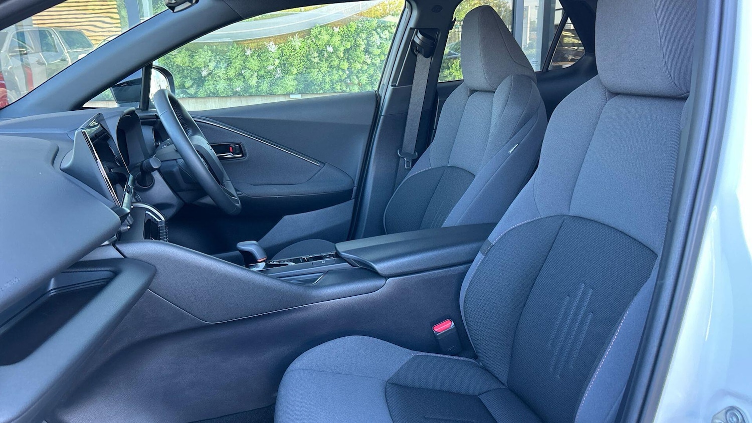 Used Toyota C-HR 2024 for sale - 76122707: Photo 14