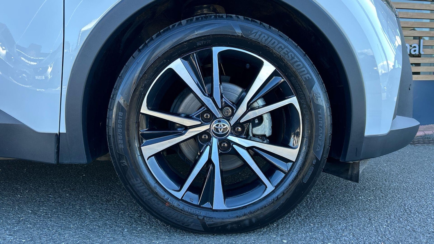 Used Toyota C-HR 2024 for sale - 76122707: Photo 19