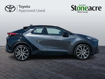 Used Toyota C-HR 2024 for sale - 79202032: Photo