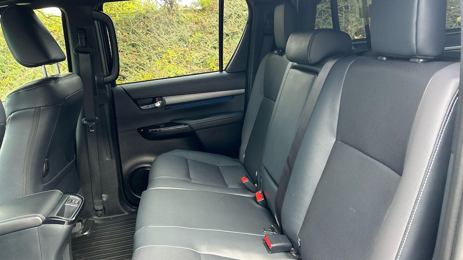 Used Toyota Hilux 2025 for sale - 76700967: Photo 17