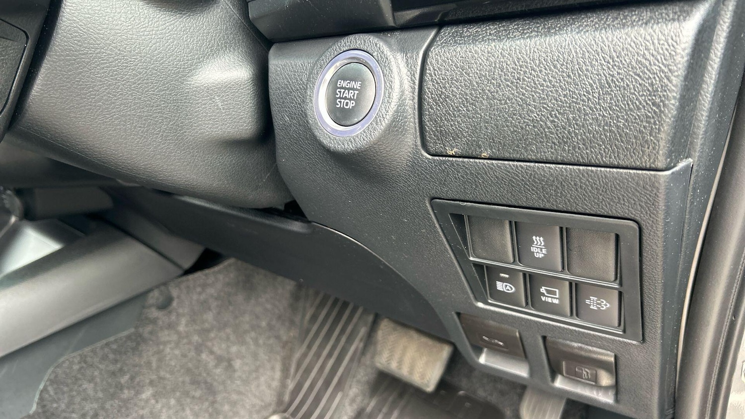 Used Toyota Hilux 2025 for sale - 76700967: Photo 35