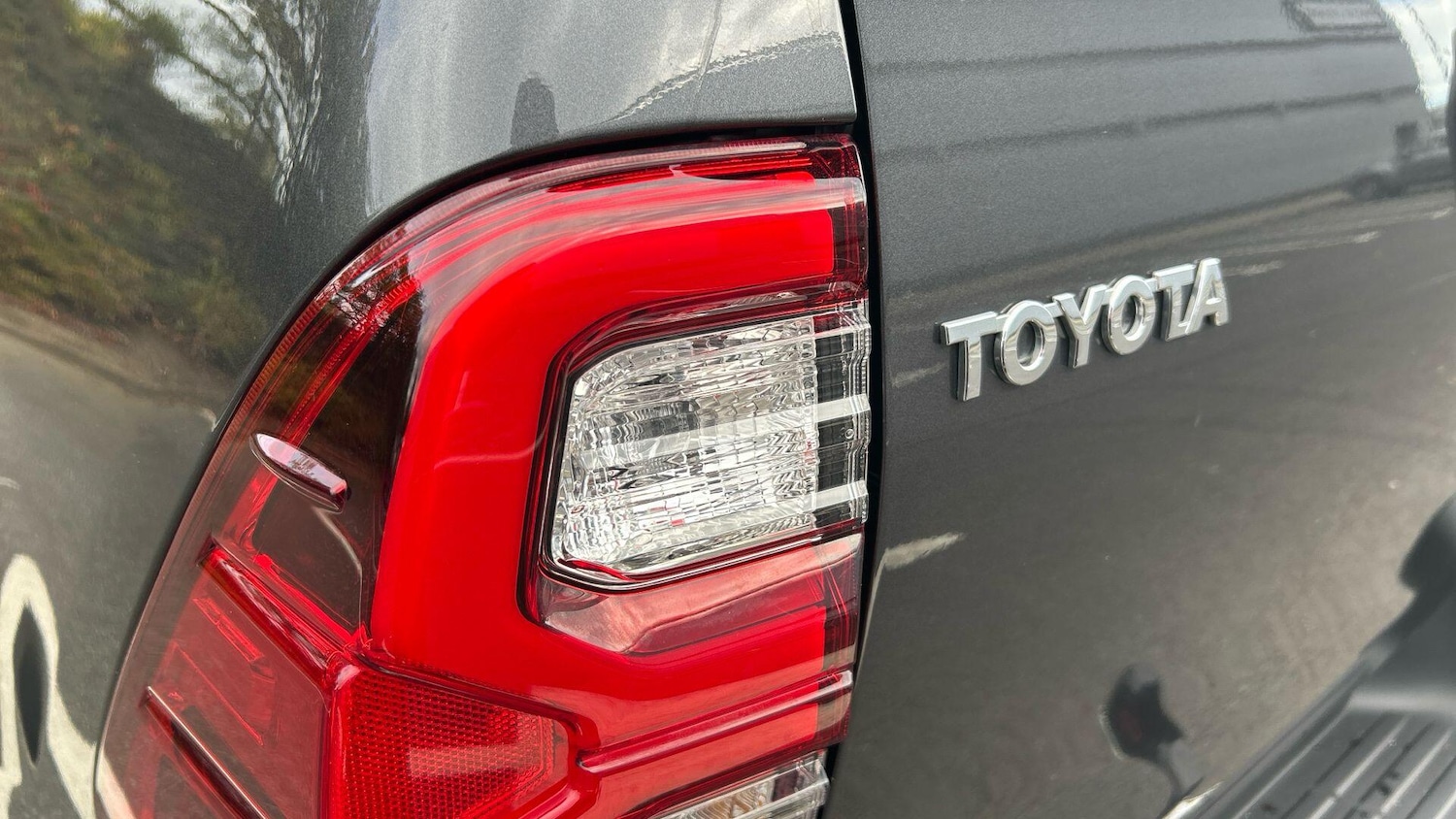 Used Toyota Hilux 2025 for sale - 76700967: Photo 42