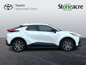 Used Toyota C-HR 2024 for sale - 76926411: Photo