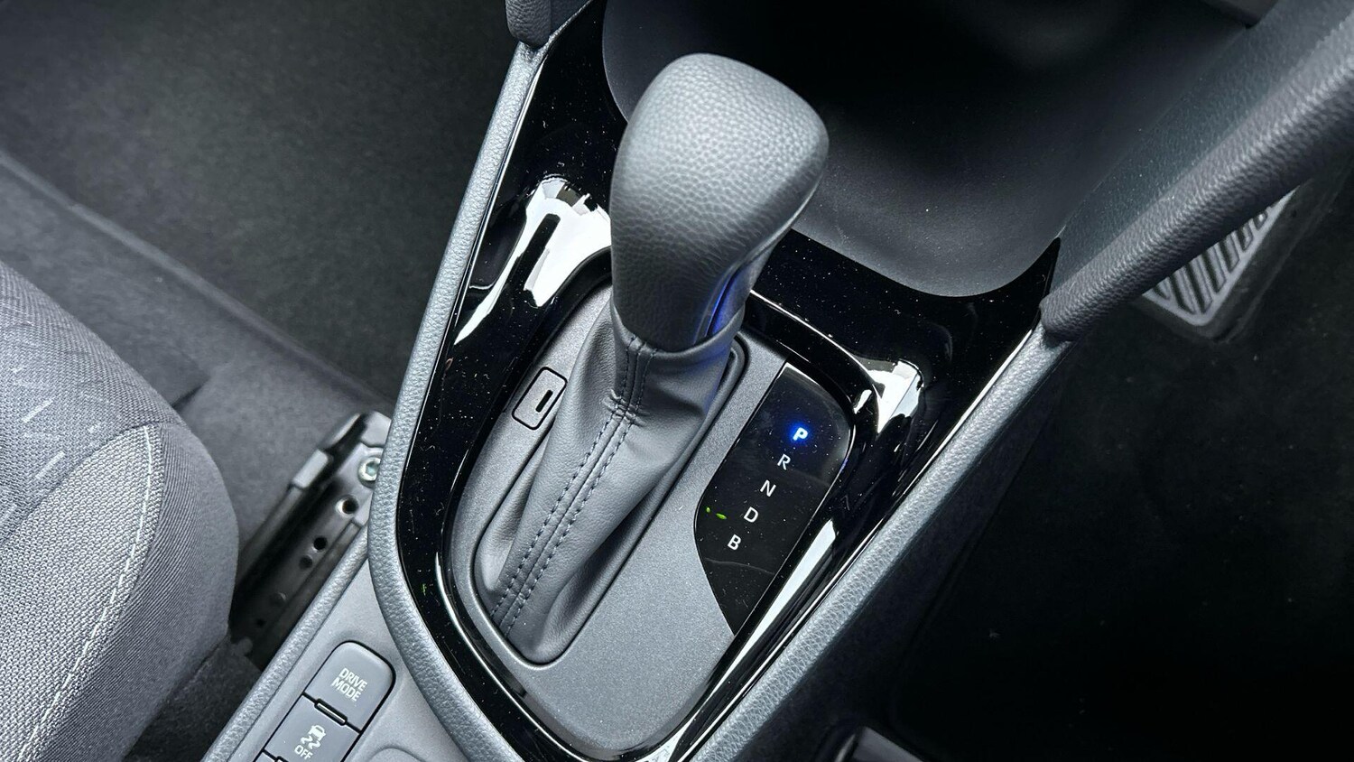 Used Toyota Yaris Cross 2025 for sale - 77537856: Photo 30