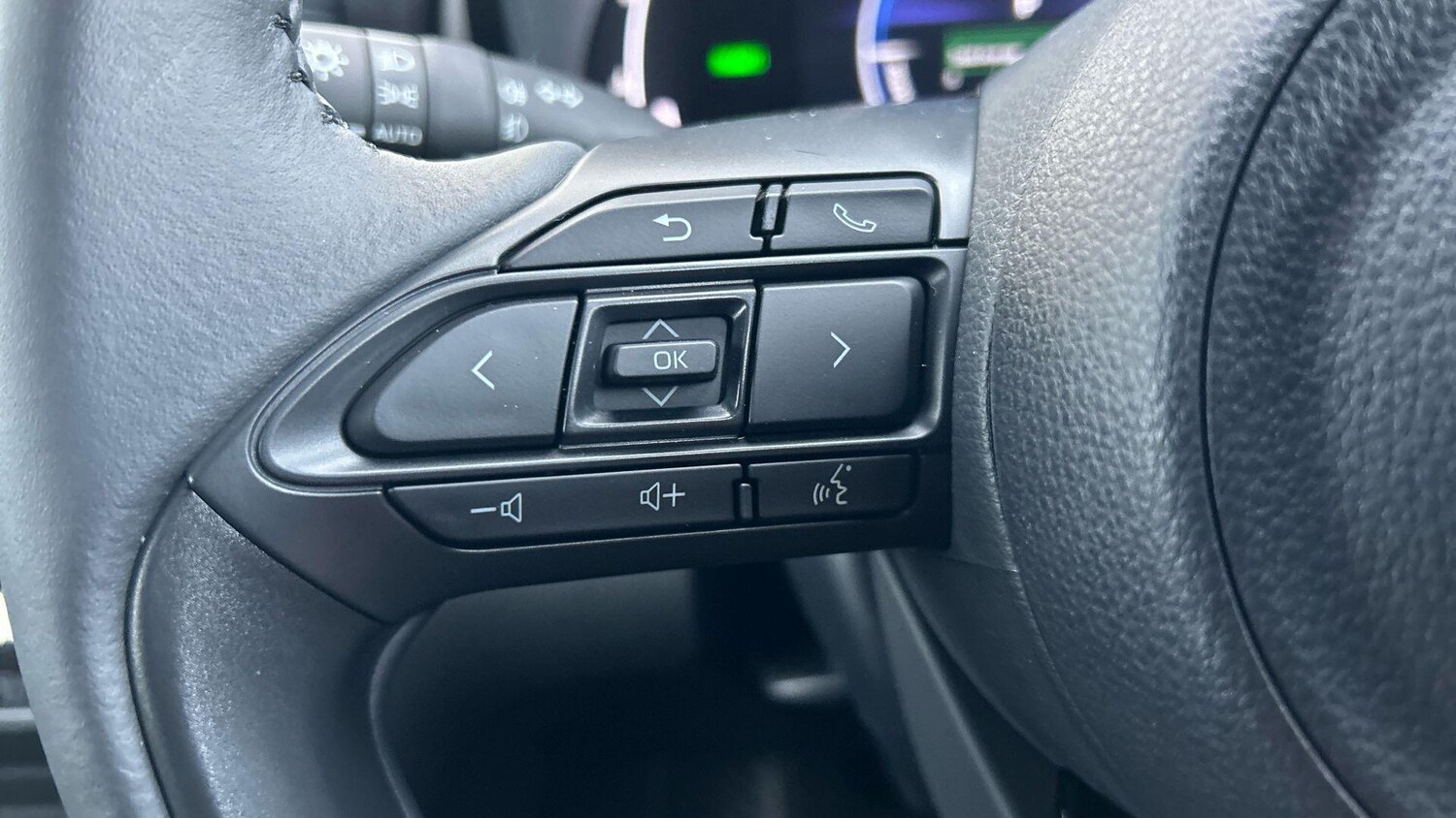 Used Toyota Yaris Cross 2025 for sale - 77537856: Photo 33