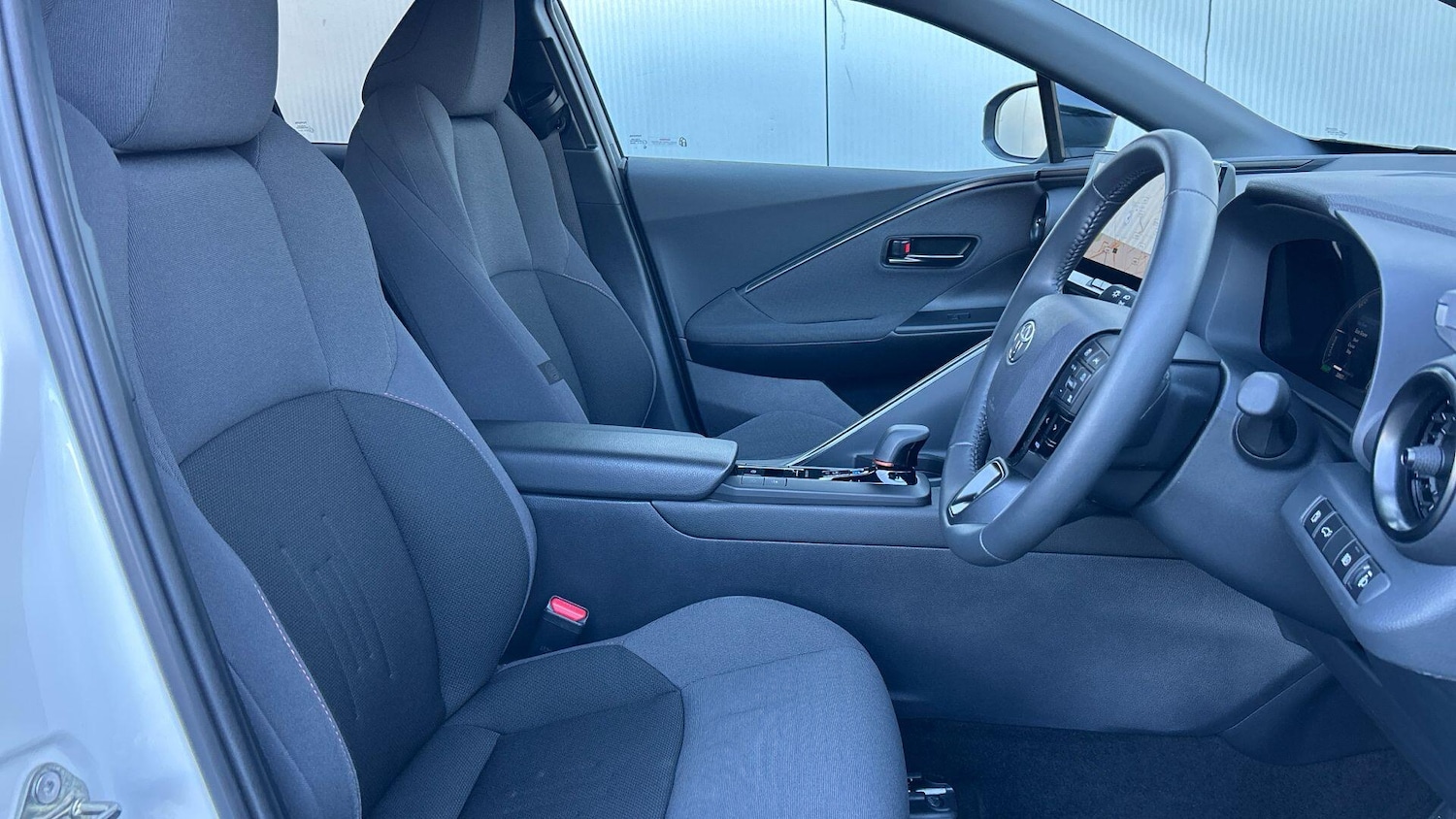 Used Toyota C-HR 2024 for sale - 77768003: Photo 15