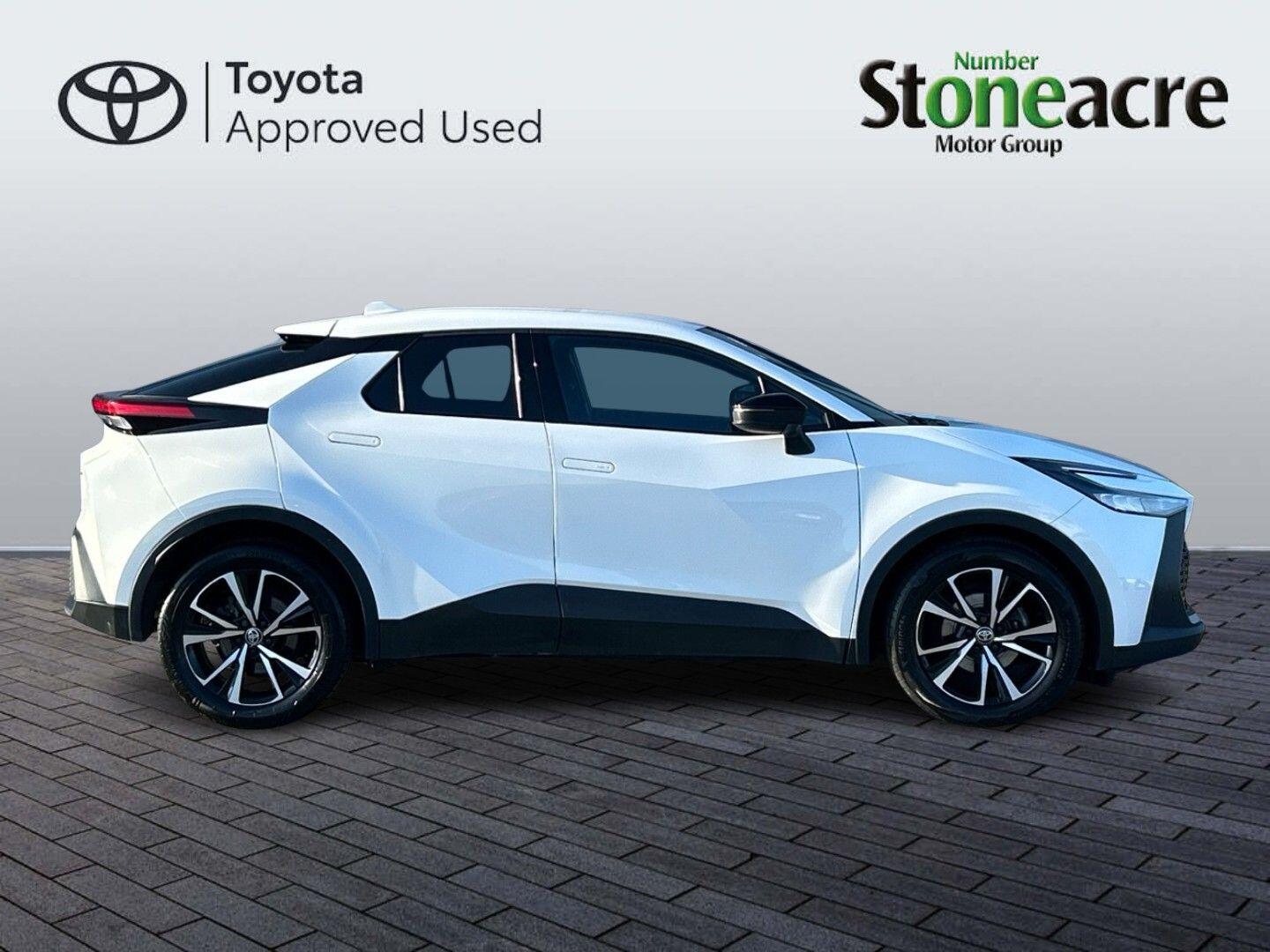 Used Toyota C-HR 2024 for sale - 77768003: Photo 2