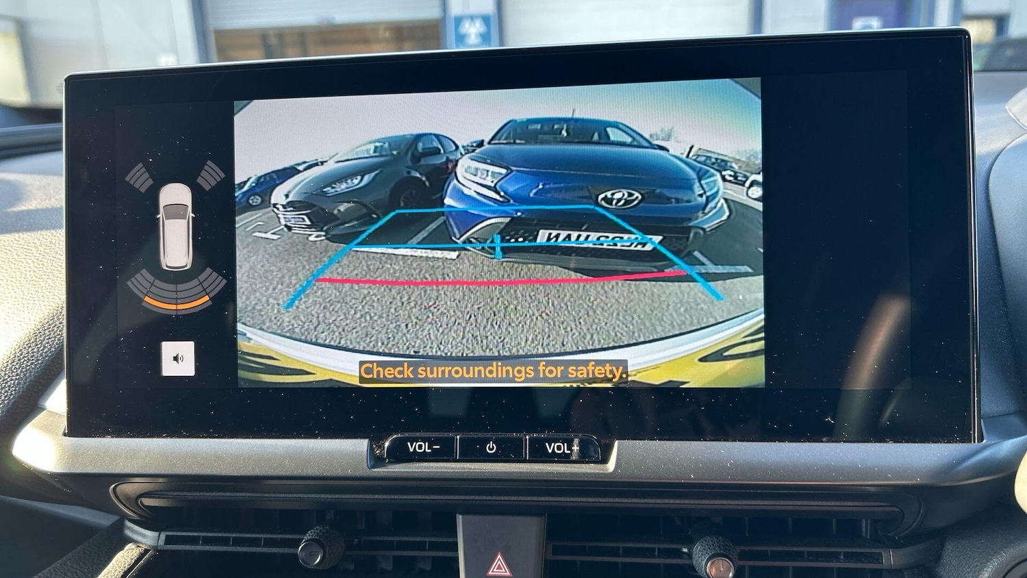 Used Toyota C-HR 2024 for sale - 77768003: Photo 25