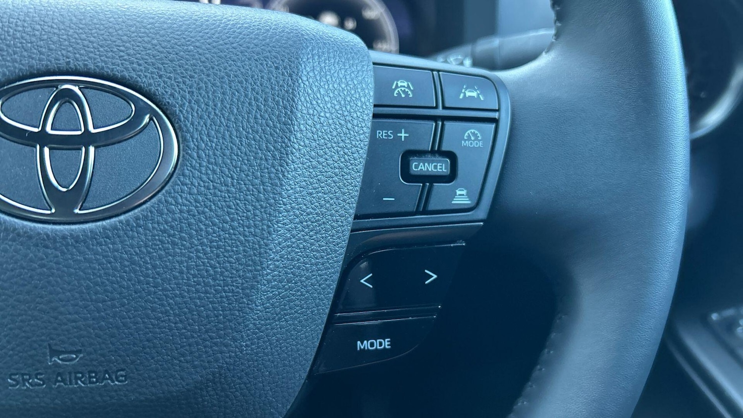 Used Toyota C-HR 2024 for sale - 77768003: Photo 40