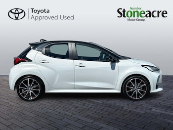 Used Toyota Yaris 2023 for sale - 79401191: Photo