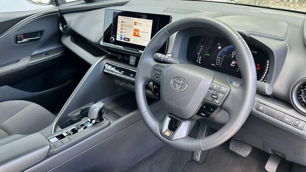 Used Toyota C-HR 2024 for sale - 76042209: Photo 12