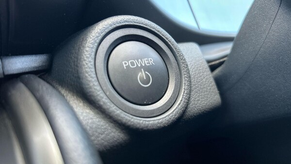 Used Toyota C-HR 2024 for sale - 76042209: Photo 35