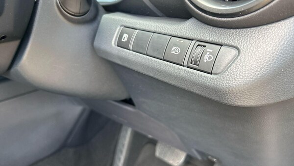 Used Toyota C-HR 2024 for sale - 76042209: Photo 39